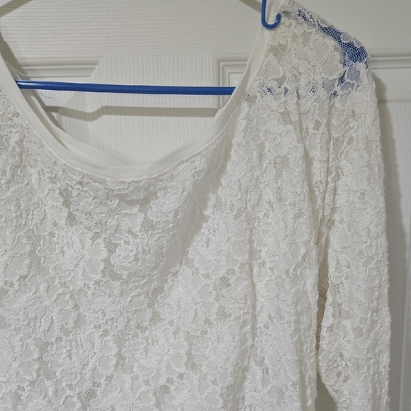 Abercrombie & Fitch Cream Lace Blouse - Picture 2 of 4